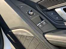 AUDI R8 5.2 FSI V10 Spyder 2dr Petrol S Tronic quattro (s/s) (540 ps)
