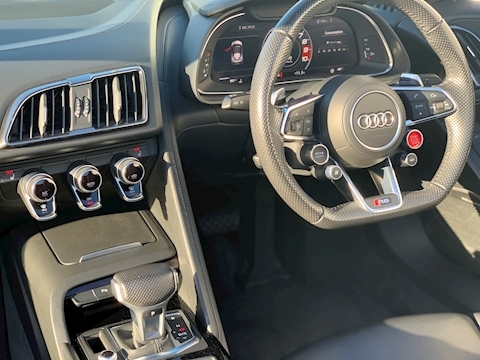 R8 5.2 FSI V10 Spyder 2dr Petrol S Tronic quattro (s/s) (540 ps)