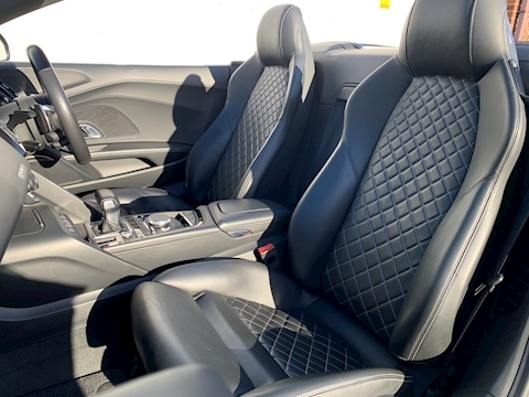 R8 5.2 FSI V10 Spyder 2dr Petrol S Tronic quattro (s/s) (540 ps)