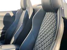 AUDI R8 5.2 FSI V10 Spyder 2dr Petrol S Tronic quattro (s/s) (540 ps)