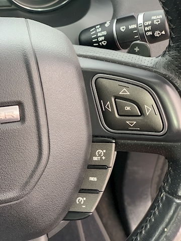 Range Rover Evoque 2.2 SD4 Dynamic Coupe 3dr Diesel Automatic 4X4 (153 g/km, 190 bhp)