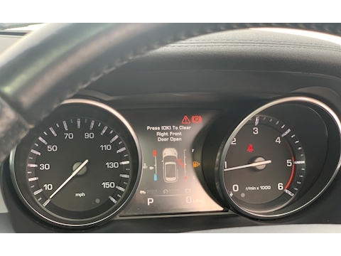 Range Rover Evoque 2.2 SD4 Dynamic Coupe 3dr Diesel Automatic 4X4 (153 g/km, 190 bhp)