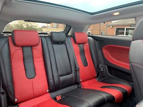 Range Rover Evoque 2.2 SD4 Dynamic Coupe 3dr Diesel Automatic 4X4 (153 g/km, 190 bhp)