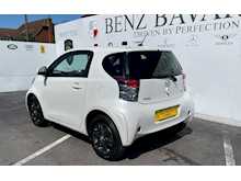 TOYOTA IQ 1.0 VVT-i 2 Hatchback 3dr Petrol Manual (99 g/km, 67 bhp)