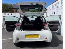 TOYOTA IQ 1.0 VVT-i 2 Hatchback 3dr Petrol Manual (99 g/km, 67 bhp)