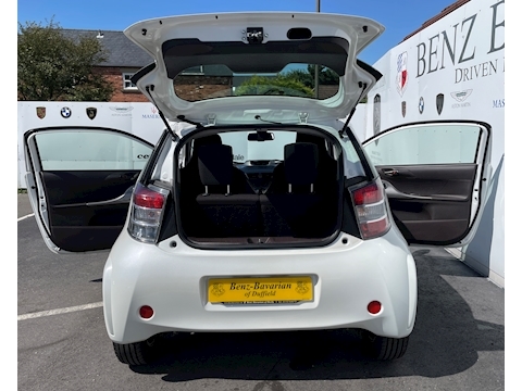 1.0 VVT-i 2 Hatchback 3dr Petrol Manual (99 g/km, 67 bhp)
