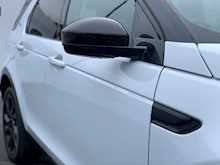 Land Rover Discovery Sport TD4 HSE Black 2.0 5dr SUV Automatic Diesel