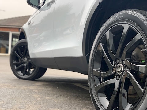 Land Rover Discovery Sport TD4 HSE Black 2.0 5dr SUV Automatic Diesel