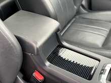 Land Rover Discovery Sport TD4 HSE Black 2.0 5dr SUV Automatic Diesel