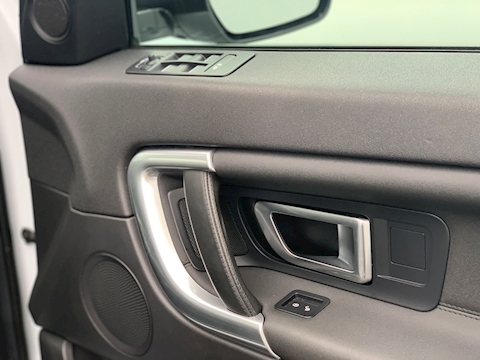 Land Rover Discovery Sport TD4 HSE Black 2.0 5dr SUV Automatic Diesel