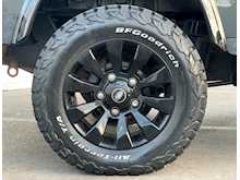 Land Rover Defender URBAN 2.2 TDCi XS Utility Wagon 5dr Diesel Manual 4WD MWB (295 g/km, 122 bhp)