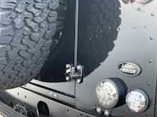 Land Rover Defender URBAN 2.2 TDCi XS Utility Wagon 5dr Diesel Manual 4WD MWB (295 g/km, 122 bhp)