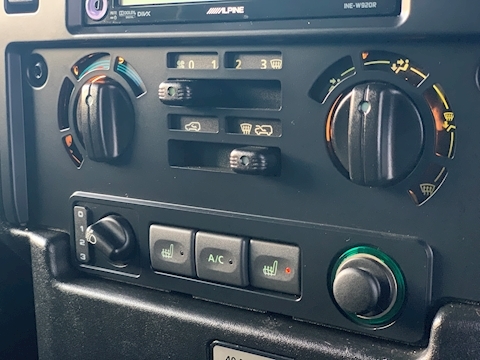 Defender 110 Urban Edition TDCi XS 2.2 5dr SUV Manual Diesel