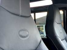 Land Rover Defender URBAN 2.2 TDCi XS Utility Wagon 5dr Diesel Manual 4WD MWB (295 g/km, 122 bhp)