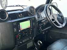 Land Rover Defender URBAN 2.2 TDCi XS Utility Wagon 5dr Diesel Manual 4WD MWB (295 g/km, 122 bhp)