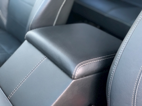 Defender 110 Urban Edition TDCi XS 2.2 5dr SUV Manual Diesel