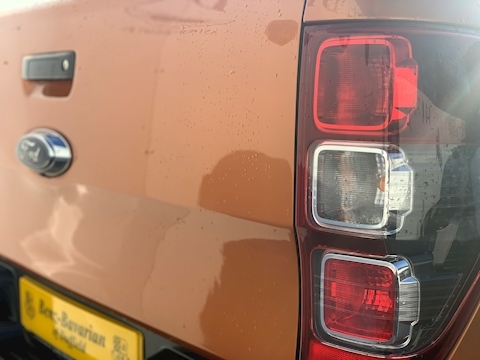 Ford Ranger 3.2 TDCi Wildtrak Double Cab Pickup 4dr Diesel Auto 4WD (200 ps)