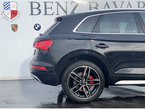 AUDI Q5 2.0 TDI 40 Sport SUV 5dr Diesel S Tronic quattro (s/s) (190 ps)