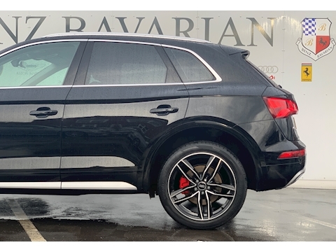 AUDI Q5 2.0 TDI 40 Sport SUV 5dr Diesel S Tronic quattro (s/s) (190 ps)