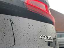 AUDI Q5 2.0 TDI 40 Sport SUV 5dr Diesel S Tronic quattro (s/s) (190 ps)