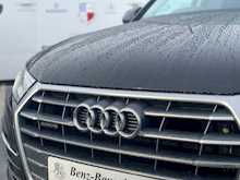 AUDI Q5 2.0 TDI 40 Sport SUV 5dr Diesel S Tronic quattro (s/s) (190 ps)