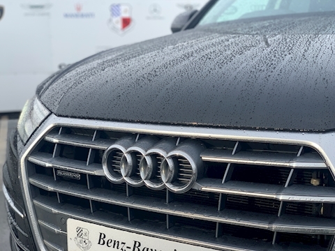 AUDI Q5 2.0 TDI 40 Sport SUV 5dr Diesel S Tronic quattro (s/s) (190 ps)