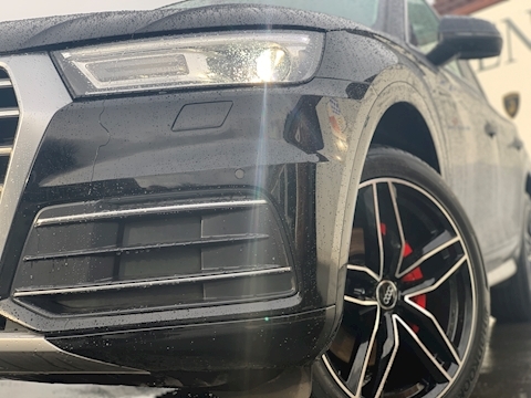 AUDI Q5 2.0 TDI 40 Sport SUV 5dr Diesel S Tronic quattro (s/s) (190 ps)