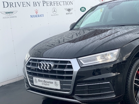 AUDI Q5 2.0 TDI 40 Sport SUV 5dr Diesel S Tronic quattro (s/s) (190 ps)