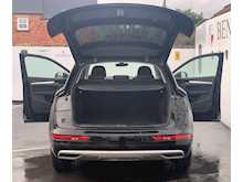 AUDI Q5 2.0 TDI 40 Sport SUV 5dr Diesel S Tronic quattro (s/s) (190 ps)