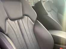 AUDI Q5 2.0 TDI 40 Sport SUV 5dr Diesel S Tronic quattro (s/s) (190 ps)