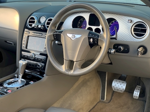 Bentley Continental 6.0 W12 GTC Convertible 2dr Petrol Auto 4WD (396 g/km, 552 bhp)