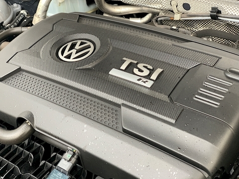 Golf R 2.0 TSI BlueMotion Tech R Hatchback 5dr Petrol DSG 4Motion (s/s) (310 ps)