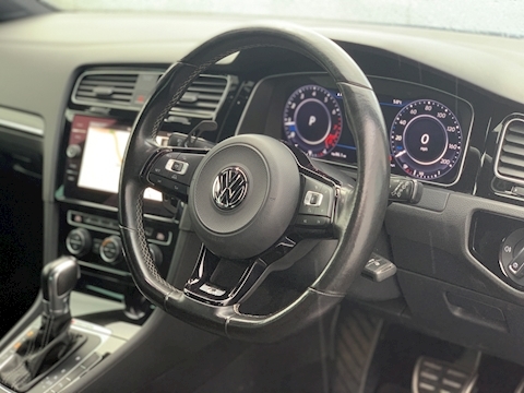 Golf R 2.0 TSI BlueMotion Tech R Hatchback 5dr Petrol DSG 4Motion (s/s) (310 ps)