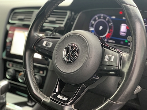 Golf R 2.0 TSI BlueMotion Tech R Hatchback 5dr Petrol DSG 4Motion (s/s) (310 ps)