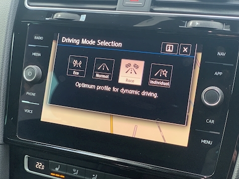 Golf R 2.0 TSI BlueMotion Tech R Hatchback 5dr Petrol DSG 4Motion (s/s) (310 ps)