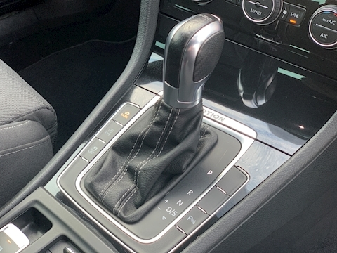 Golf R 2.0 TSI BlueMotion Tech R Hatchback 5dr Petrol DSG 4Motion (s/s) (310 ps)