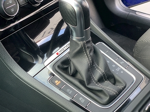 Golf R 2.0 TSI BlueMotion Tech R Hatchback 5dr Petrol DSG 4Motion (s/s) (310 ps)