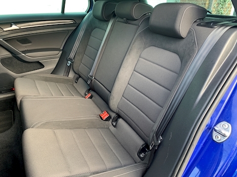 Golf R 2.0 TSI BlueMotion Tech R Hatchback 5dr Petrol DSG 4Motion (s/s) (310 ps)
