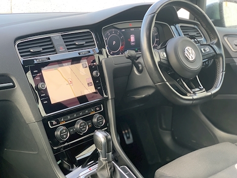 Golf R 2.0 TSI BlueMotion Tech R Hatchback 5dr Petrol DSG 4Motion (s/s) (310 ps)