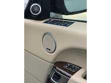 Land Rover Range Rover SVO 4.4 SD V8 Vogue Auto 4WD Euro 6