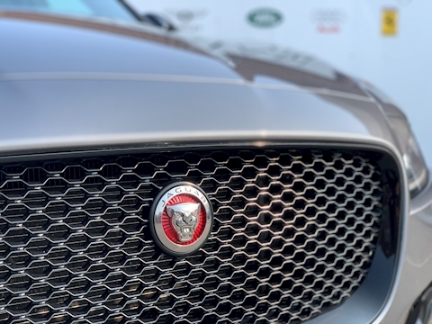 Jaguar F Pace 2.0d R-Sport SUV 5dr Diesel Auto AWD (s/s) (240 ps)