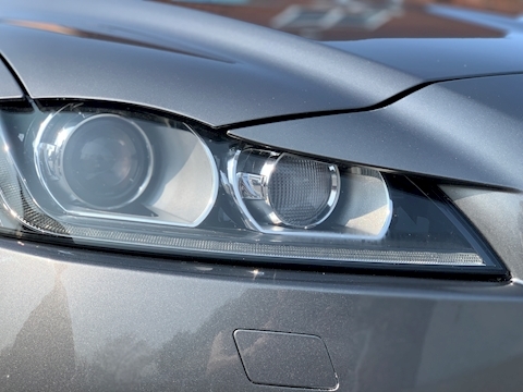 Jaguar F Pace 2.0d R-Sport SUV 5dr Diesel Auto AWD (s/s) (240 ps)