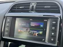 Jaguar F Pace 2.0d R-Sport SUV 5dr Diesel Auto AWD (s/s) (240 ps)