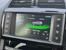 Jaguar F Pace 2.0d R-Sport SUV 5dr Diesel Auto AWD (s/s) (240 ps)