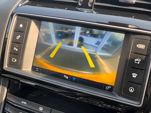 Jaguar F Pace 2.0d R-Sport SUV 5dr Diesel Auto AWD (s/s) (240 ps)