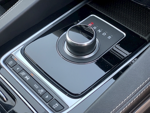 Jaguar F Pace 2.0d R-Sport SUV 5dr Diesel Auto AWD (s/s) (240 ps)