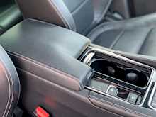 Jaguar F Pace 2.0d R-Sport SUV 5dr Diesel Auto AWD (s/s) (240 ps)