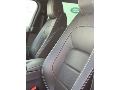 Jaguar F Pace 2.0d R-Sport SUV 5dr Diesel Auto AWD (s/s) (240 ps)