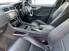 Jaguar F Pace 2.0d R-Sport SUV 5dr Diesel Auto AWD (s/s) (240 ps)