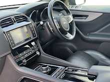 Jaguar F Pace 2.0d R-Sport SUV 5dr Diesel Auto AWD (s/s) (240 ps)